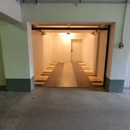 Ivett Maganszallashely-garazzsal Apartman *