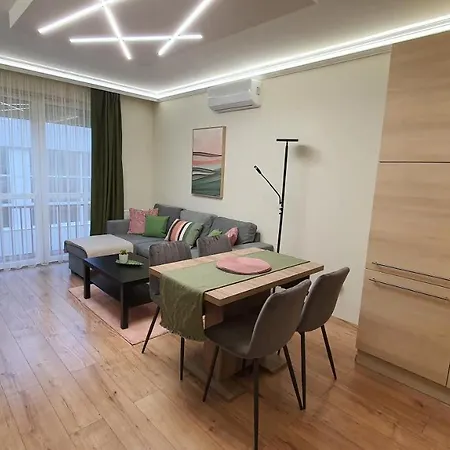 Apartman Ivett Maganszallashely-garazzsal Debrecen